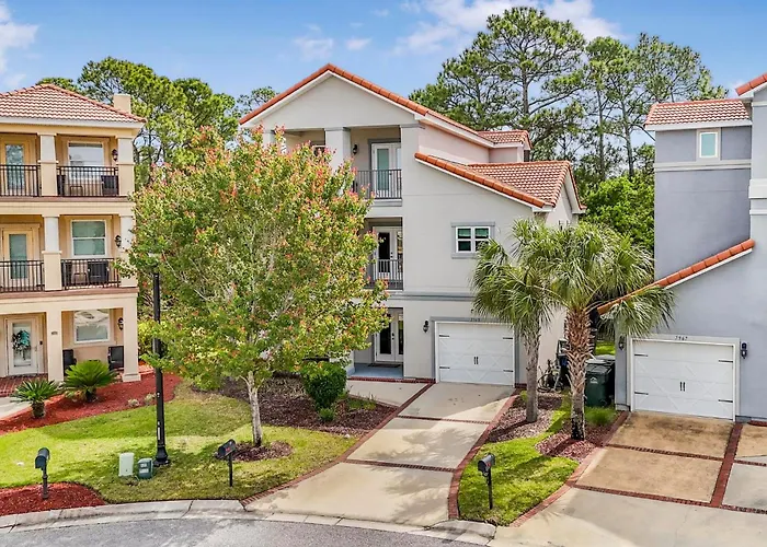 Driftwood Dunes By Collection Holiday home Pensacola